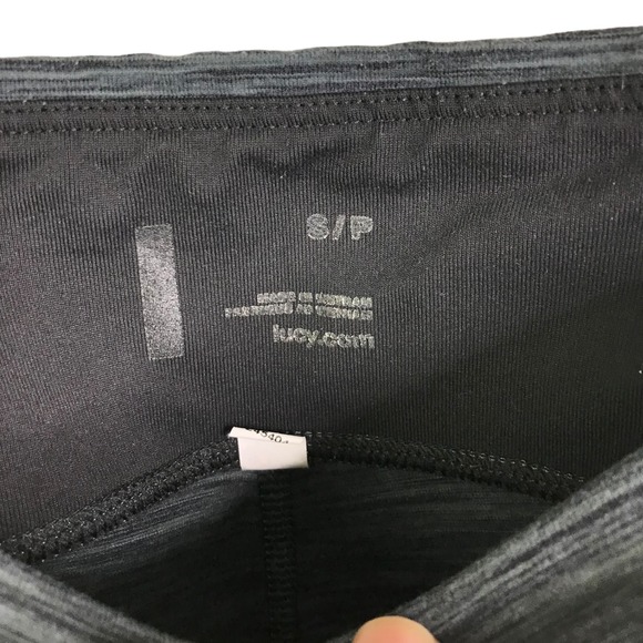 Lucy Women's Leggings S Capri Heathered‎ Gray Black Skinny Leg Mid-Rise Pull-On - Picture 2 of 8